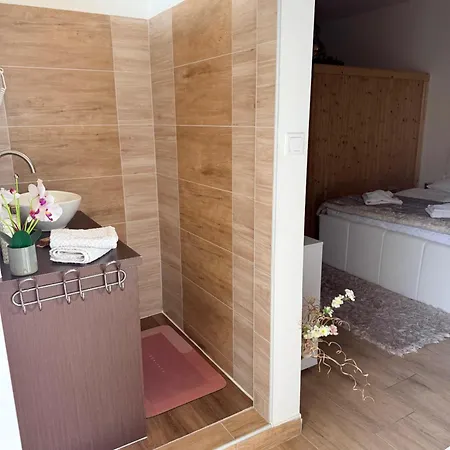 Maby Wellness Apartamento Hegyeshalom